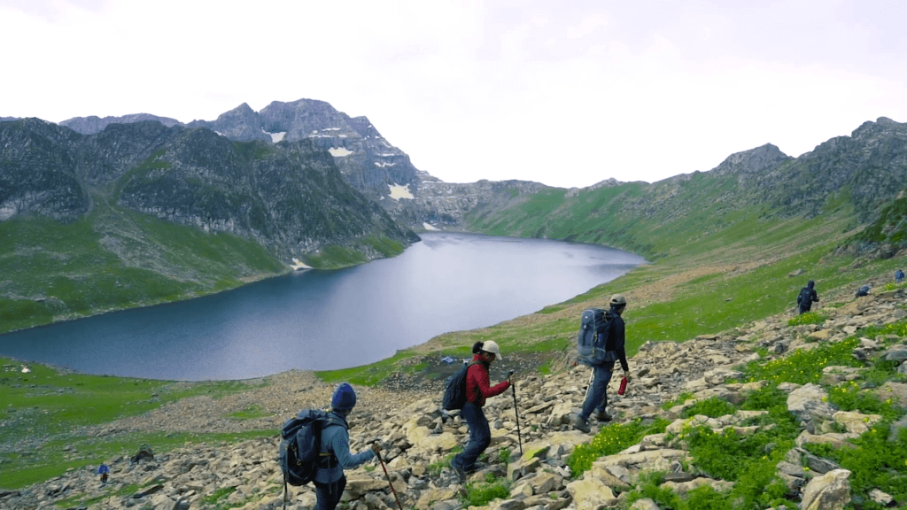 experience trekking in the beautiful Himalayan mountains and explore the beautiful alpine lakes